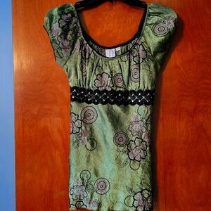 Shiny Green Tie Back Lace Sequin Accent Top